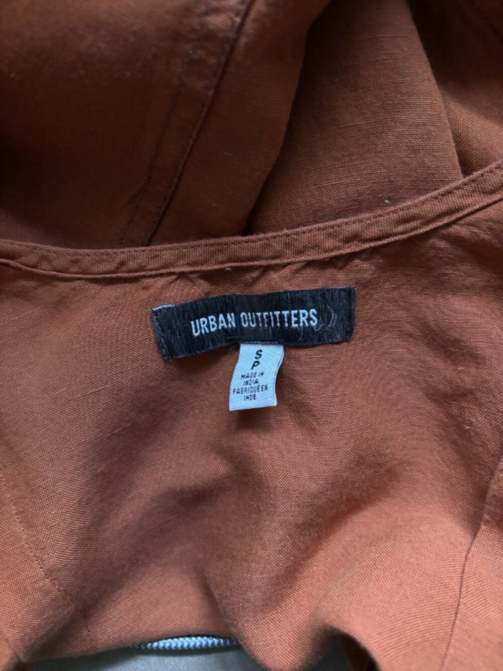 Urban Outfitters Rust Wrap Blouse Size Small - Picture 4 of 4